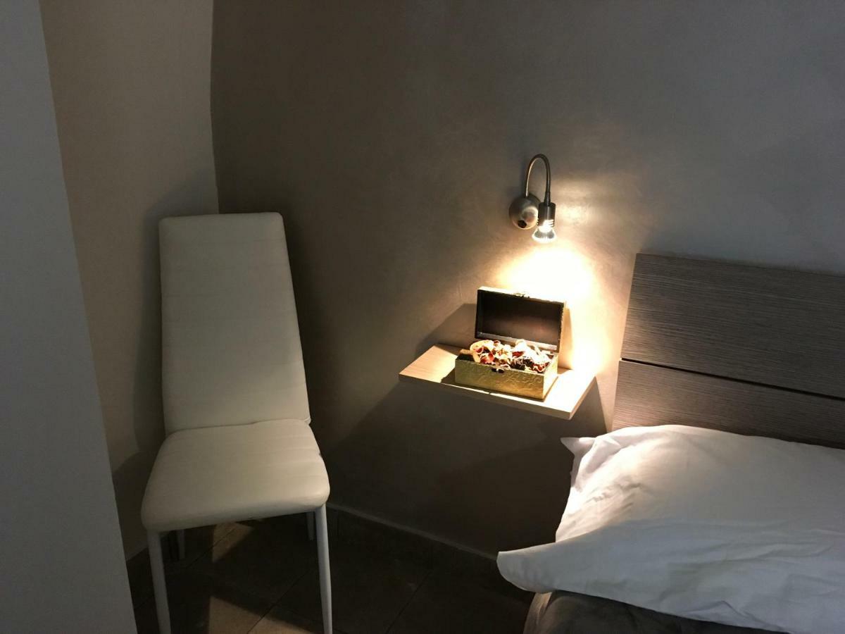 瓦尔蒙托内 彩虹甜蜜旅馆酒店 外观 照片